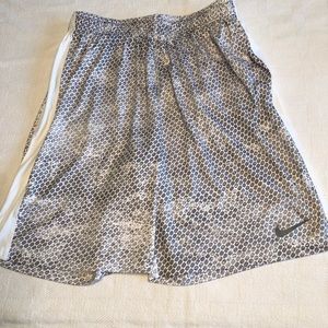 Nike Dri-Fit Mens Large Shorts w/Pockets